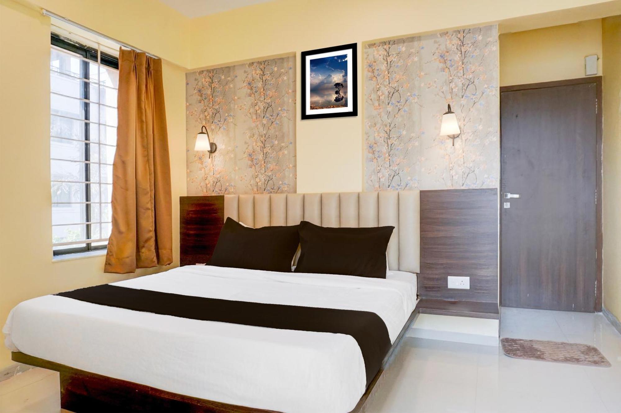 Super Collection O Veerbhadra Nagar Baner Hotel Meribel Village Exterior photo