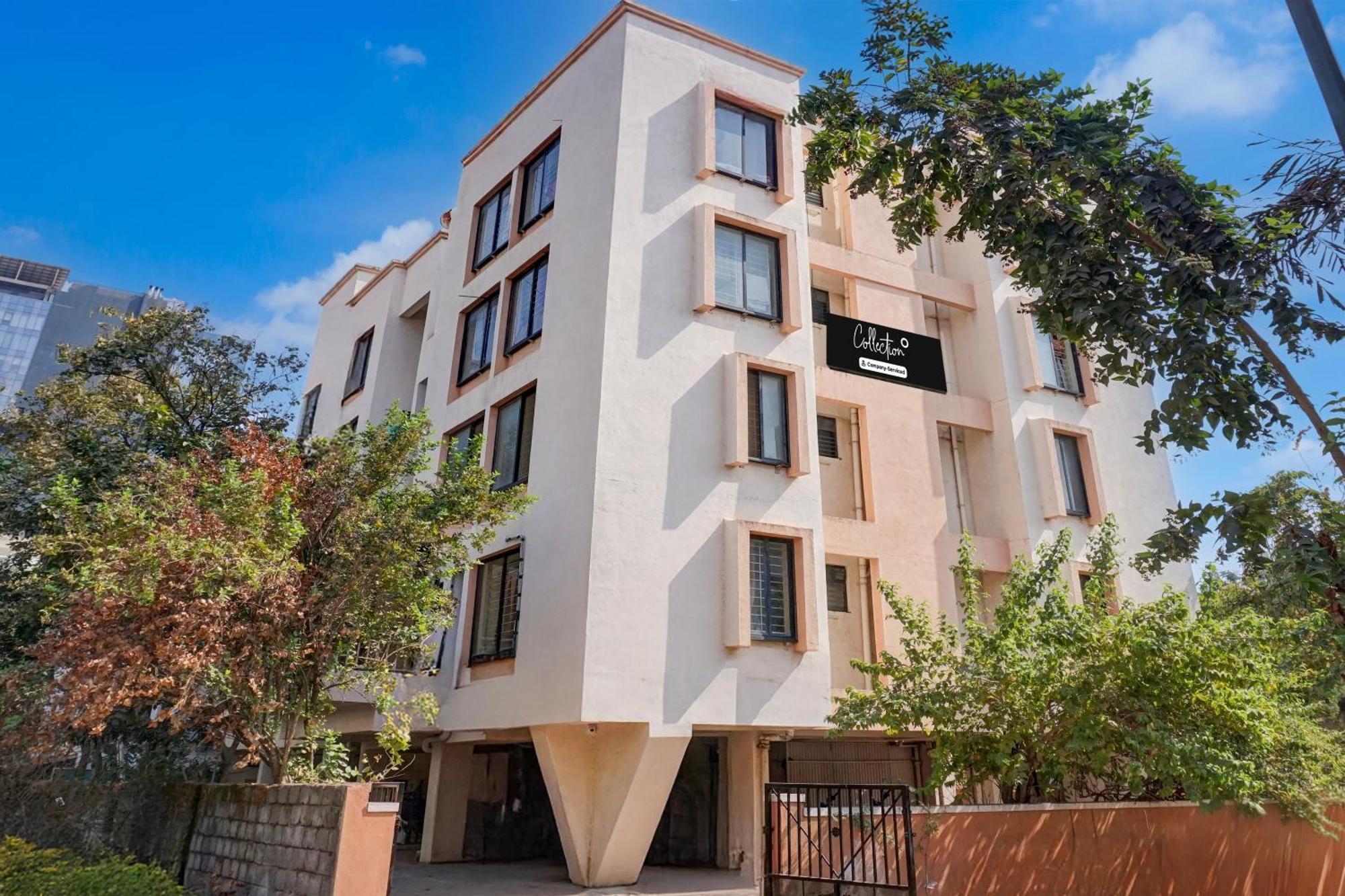Super Collection O Veerbhadra Nagar Baner Hotel Meribel Village Exterior photo