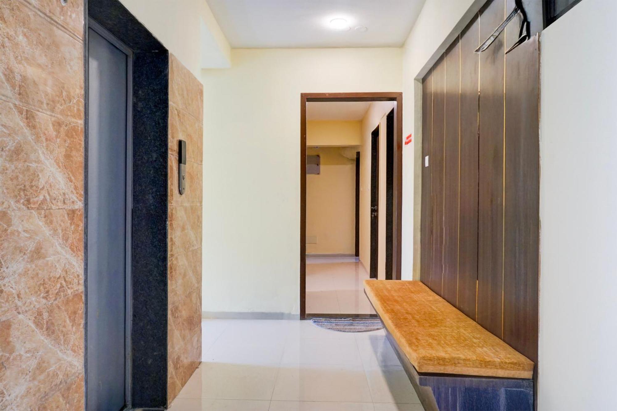 Super Collection O Veerbhadra Nagar Baner Hotel Meribel Village Exterior photo